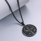Collar con Dije Calado del Símbolo de San Benito