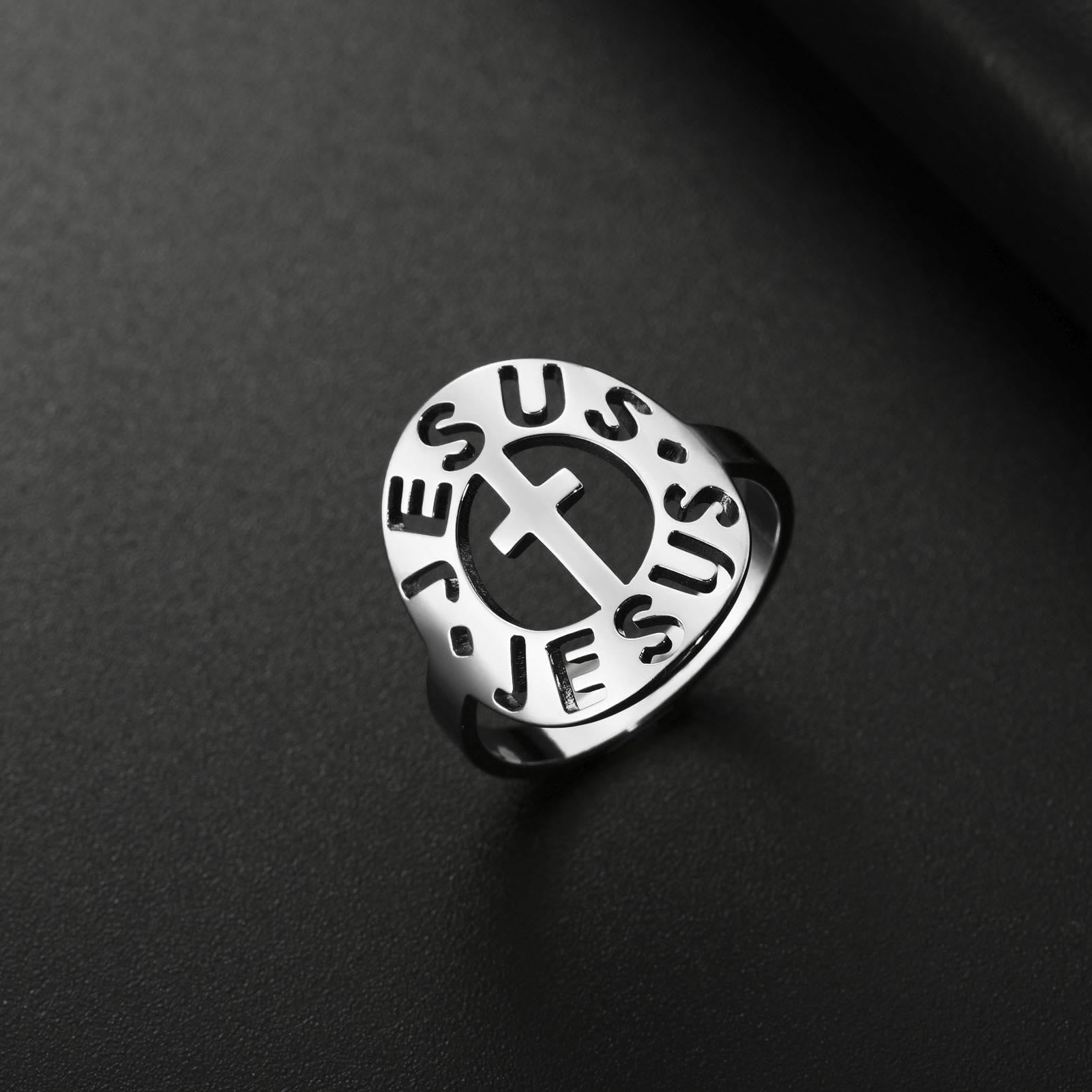 Anillo Amuleto de Acero Inoxidable con Cruz y "JESÚS"