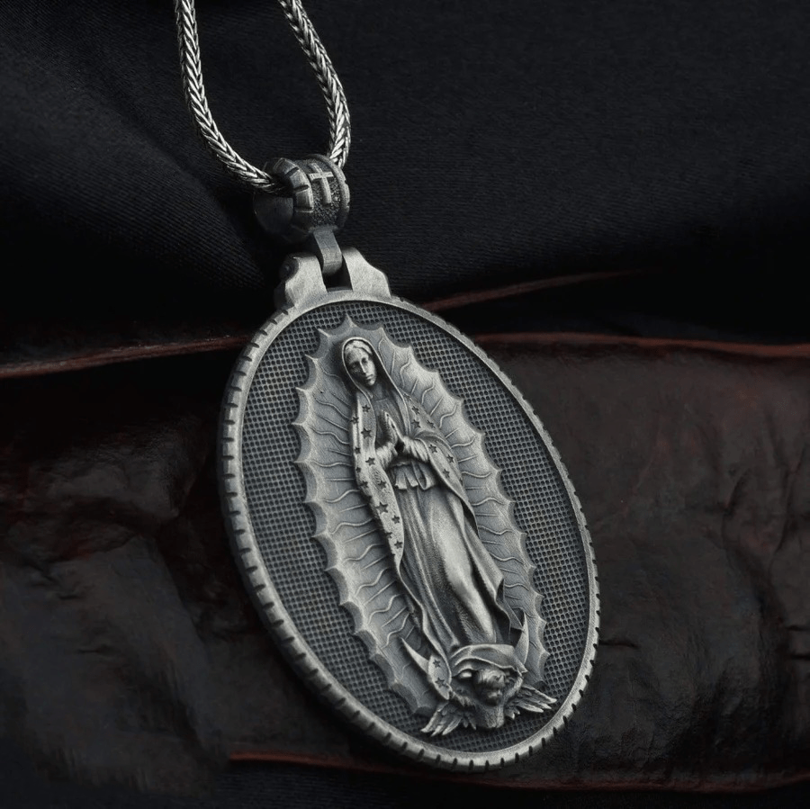 Collar de la Virgen de Guadalupe