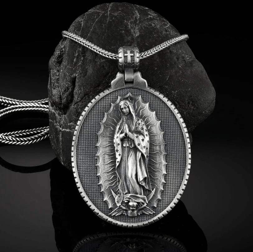 Collar de la Virgen de Guadalupe