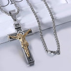 Collar de Titanio con Crucifijo de Jesús Artesanal