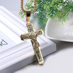 Collar de Titanio con Crucifijo de Jesús Artesanal