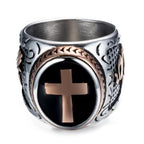 Anillo Religioso de Titanio con Cruz "Mano de Dios" Estilo Retro