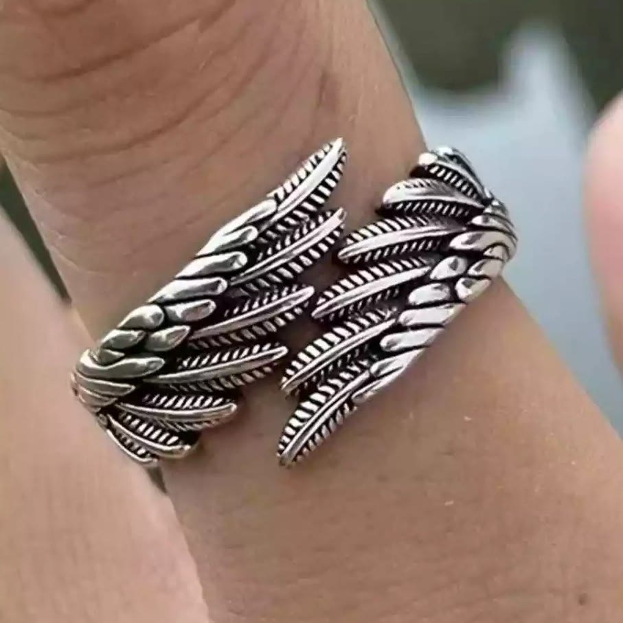 Anillo Ajustable de Alas de Ángel Puras