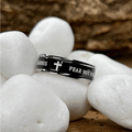 Anillo Giratorio de Cruz con Bordes Escalonados en Titanio Negro/Oro