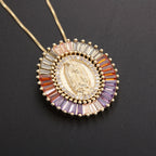 Collar Amuleto con Dije de Circonita de la Virgen de Guadalupe