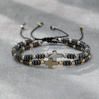 Pulsera Apilable de Hematita con Cuentas y 2 Cruces Decorativas