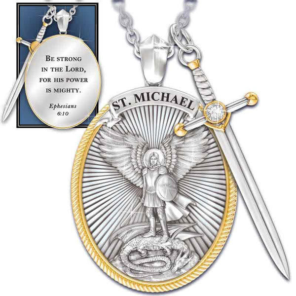 Collar con Dije de San Miguel con Espada y Escudo Ovalado en Dos Tonos