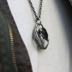 Collar con Dije de Ala de Ángel de la Guarda: Bendición y Oración