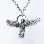 Collar de Protección del Ángel Orante con Alas Extendidas