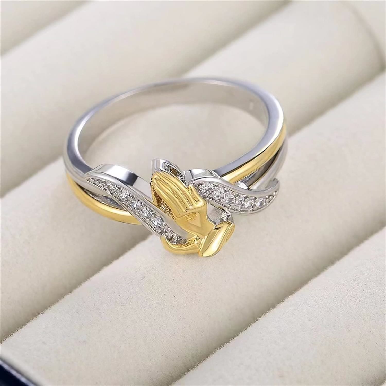 Anillo de Manos Orando en Oro y Plata