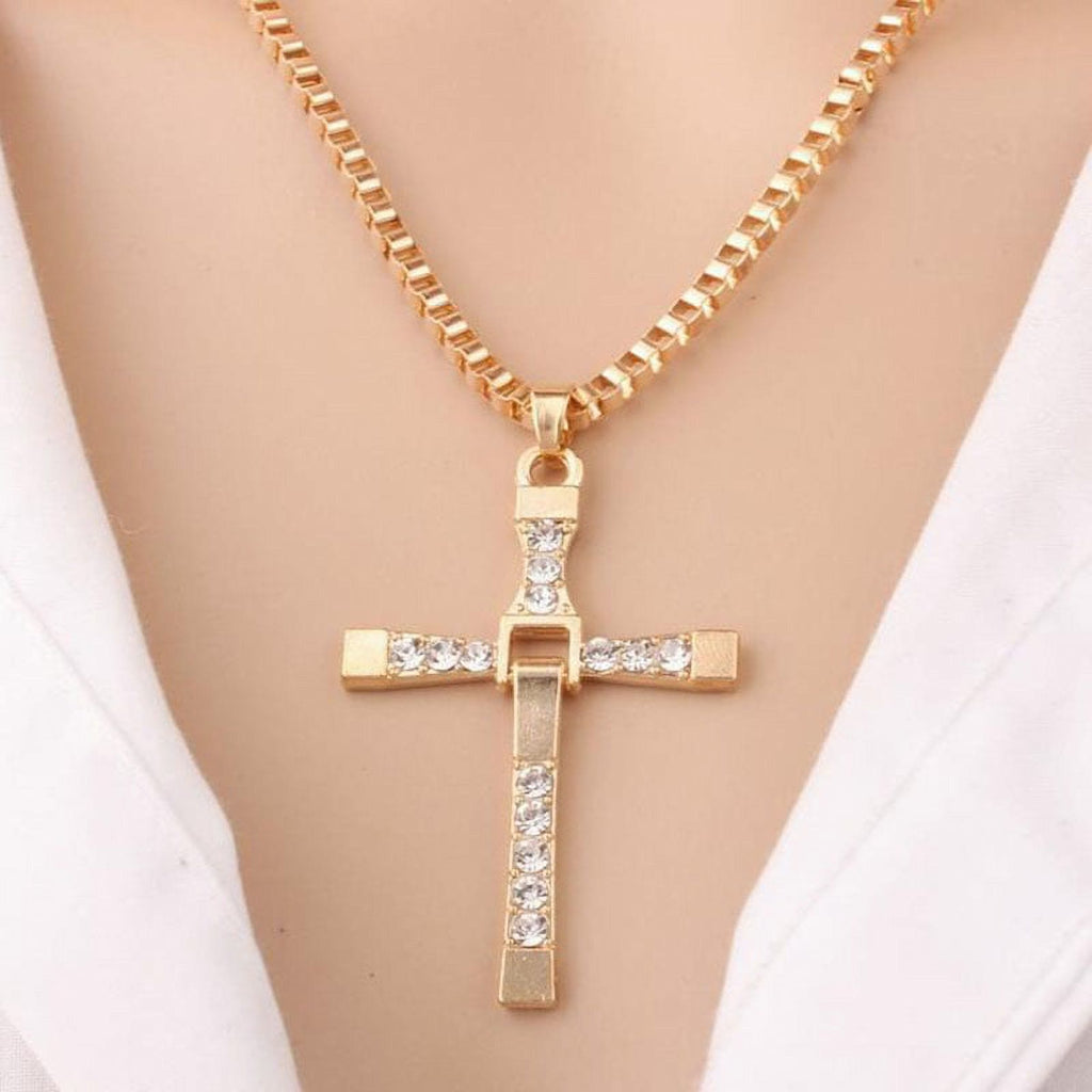Collar de Cadena con Dije de Cristal y Cruz