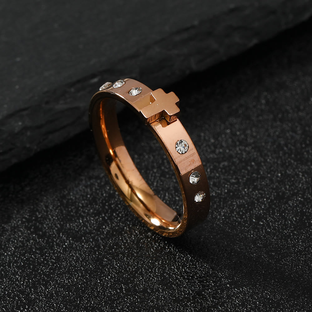 Anillo de Acero Inoxidable con Cruz Tridimensional que No Destiñe