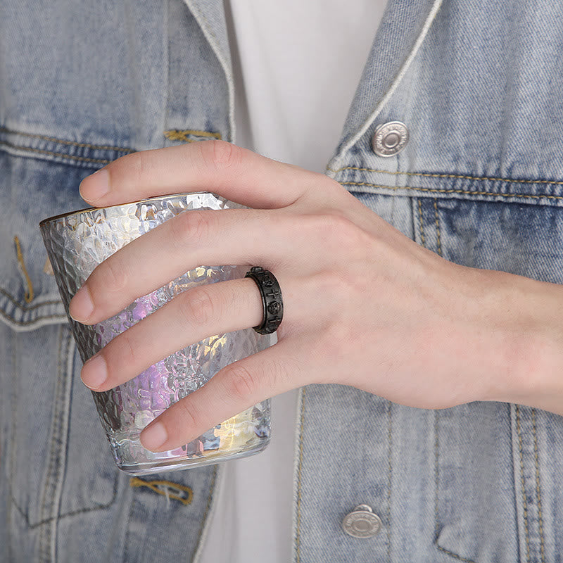 Anillo Religioso Giratorio de Cruz con Calavera