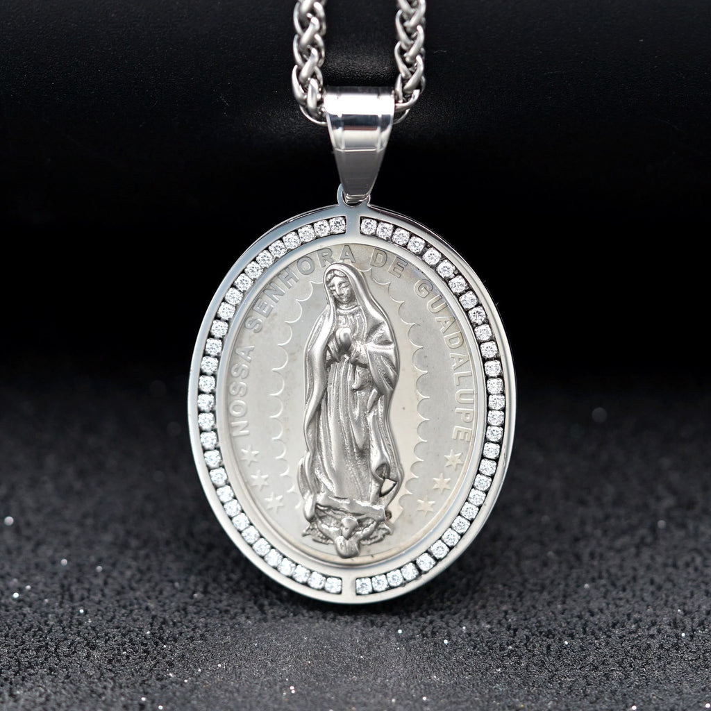 Collar Religioso con Dije de la Virgen María en Acero Inoxidable