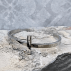 Brazalete Religioso de Plata con Cruz