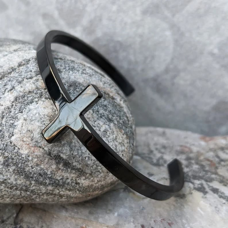 Brazalete Religioso de Plata con Cruz