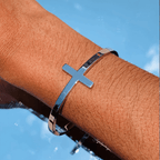 Brazalete Religioso de Plata con Cruz