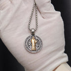 Collar con Símbolo de San Benito con Patrón a Doble Cara