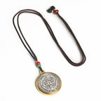 Collar Amuleto Clásico con Medallón de San Benito