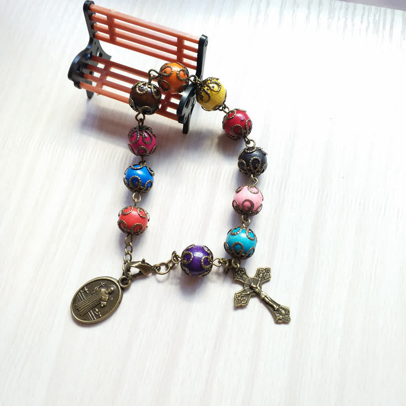 Pulsera de Madera en Colores Antiguos con San Benito y Crucifijo
