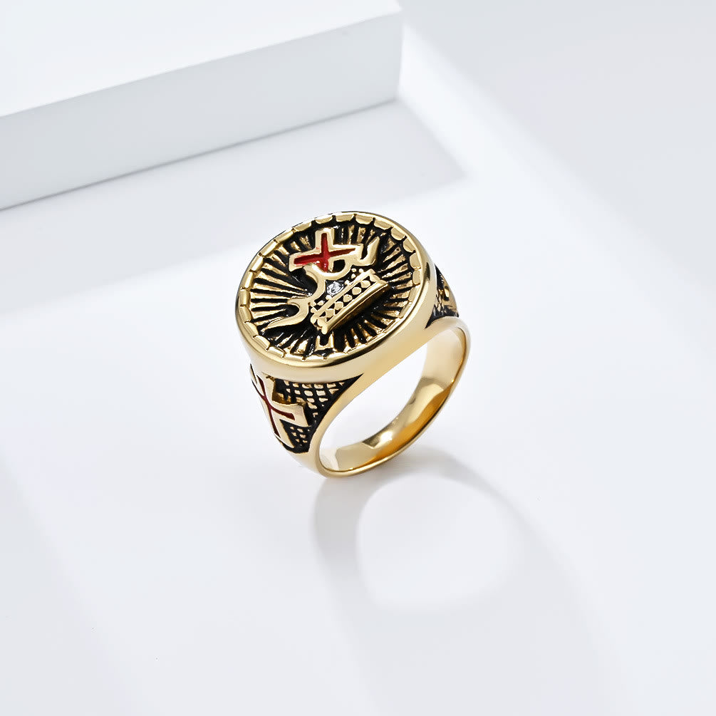 Anillo de Titanio con Cruz y Corona Estilo Retro