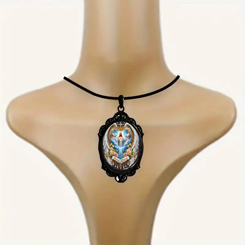 Collar Colorido "Padre Nuestro" con Jesús y Borde Vintage Estilo Gótico