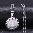 Collar con Dije de Medalla de San Benito con Gemas Estilo Retro