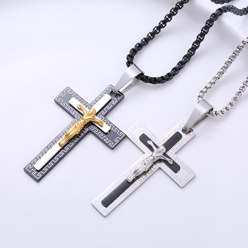 Collar de Titanio con Dije Crucifijo de Triple Capa Estilo Retro