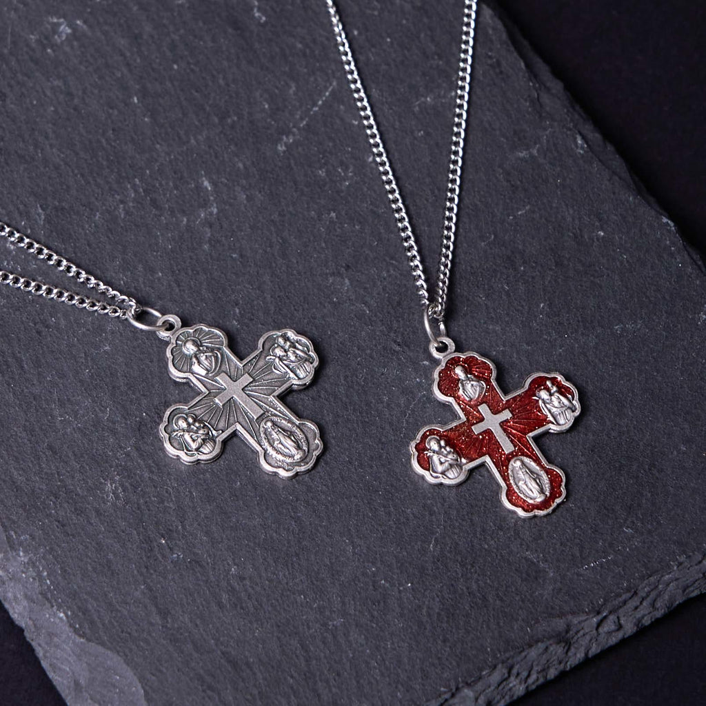 Collar de Aleación con Dije de Cruz Carmelita Cinco en Uno de Cuatro Vías Estilo Clásico
