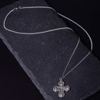 Collar de Aleación con Dije de Cruz Carmelita Cinco en Uno de Cuatro Vías Estilo Clásico