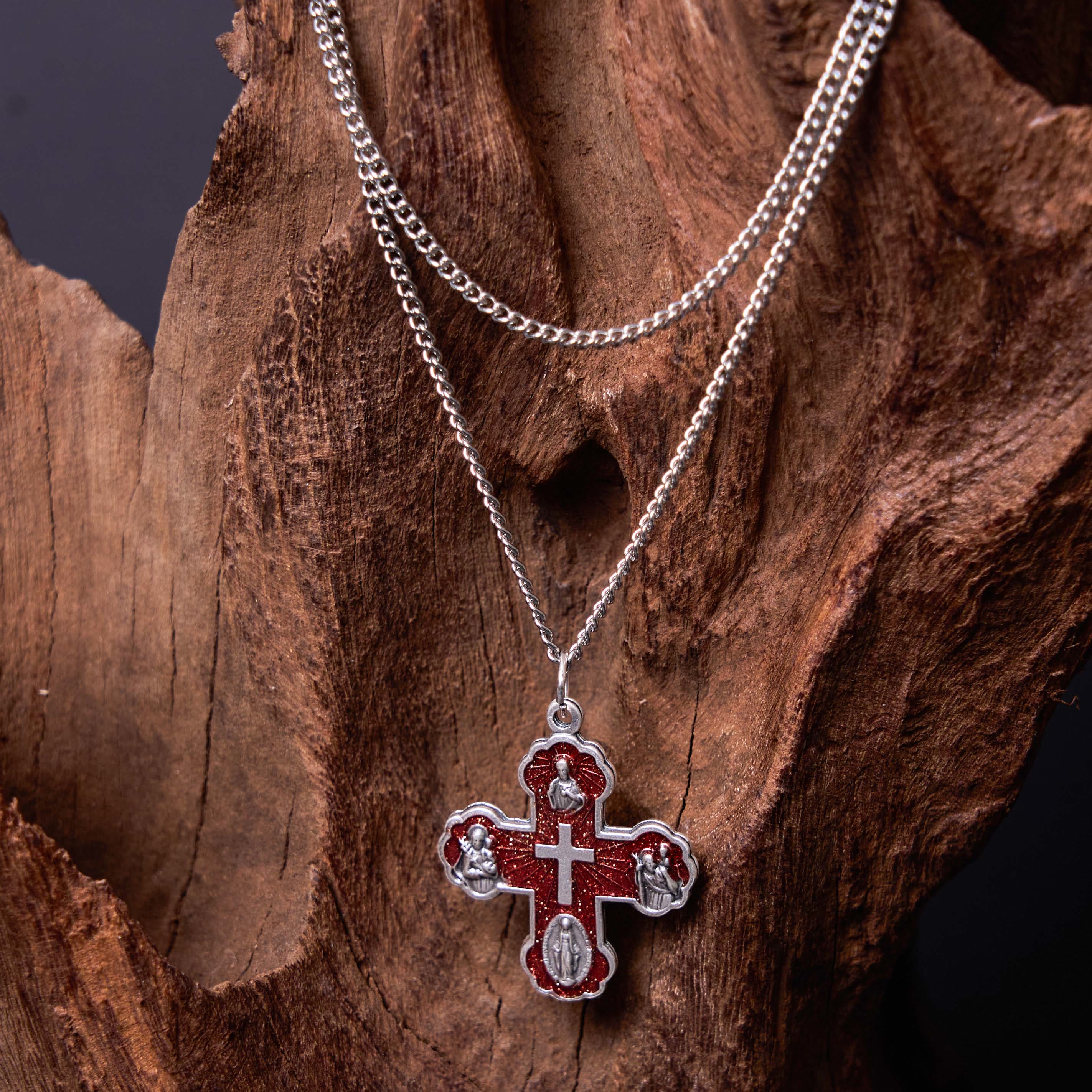 Collar de Aleación con Dije de Cruz Carmelita Cinco en Uno de Cuatro Vías Estilo Clásico