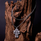 Collar de Aleación con Dije de Cruz Guardiana Jesús, María y José Estilo Clásico