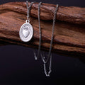 Collar con Dije de Flor y Cruz del Sagrado Corazón de Jesús Estilo Clásico