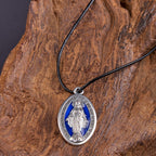 Collar con Dije de la Medalla Milagrosa de la Virgen Estilo Clásico