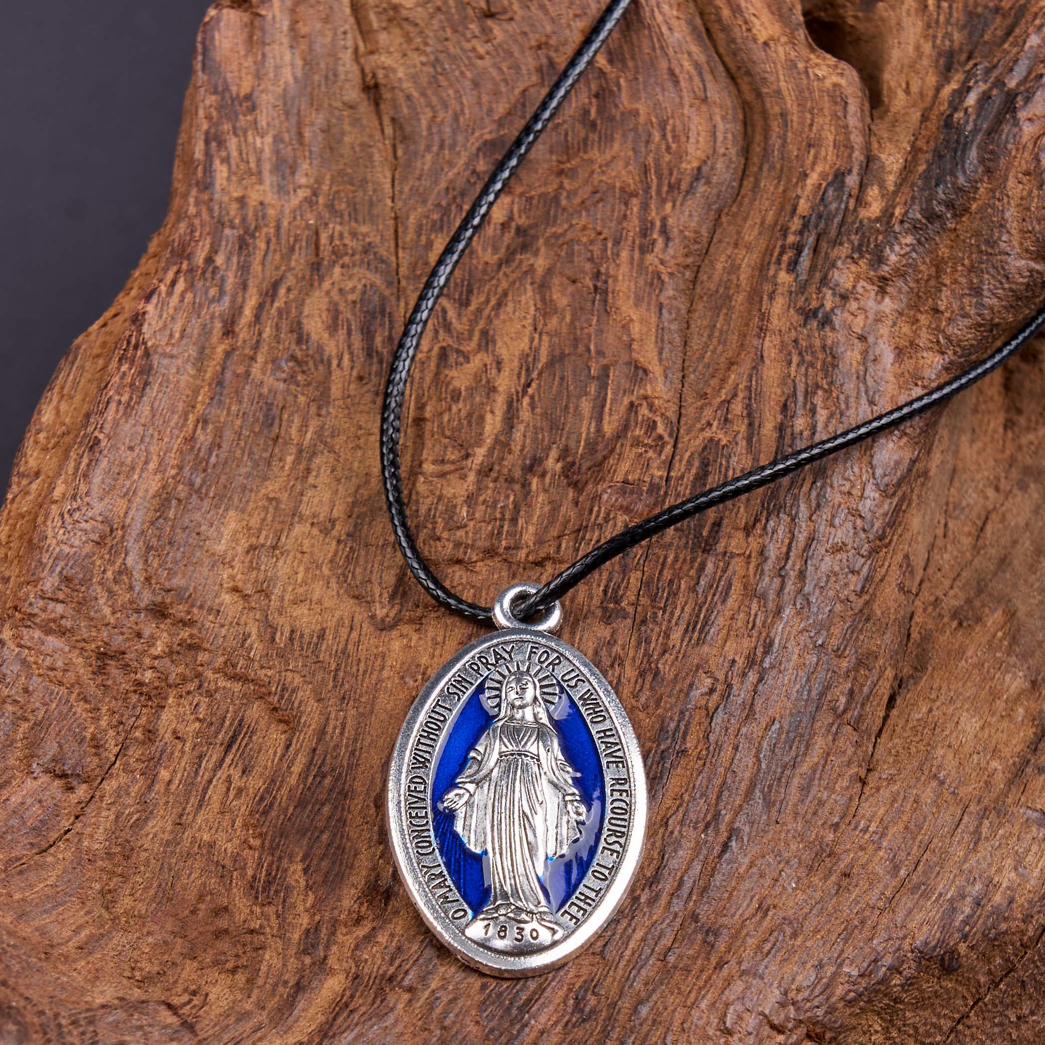 Collar con Dije de la Medalla Milagrosa de la Virgen Estilo Clásico