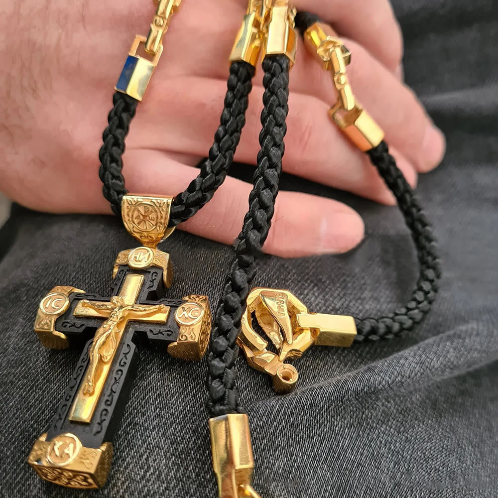 Collar con Dije de Aleación Negro y Oro Cruz Crucifijo de Jesús Estilo Lujo