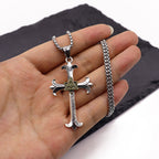 Collar con Dije de Cadena de Perlas Cuadrada Cruz del Ojo de Dios Estilo Sobrio