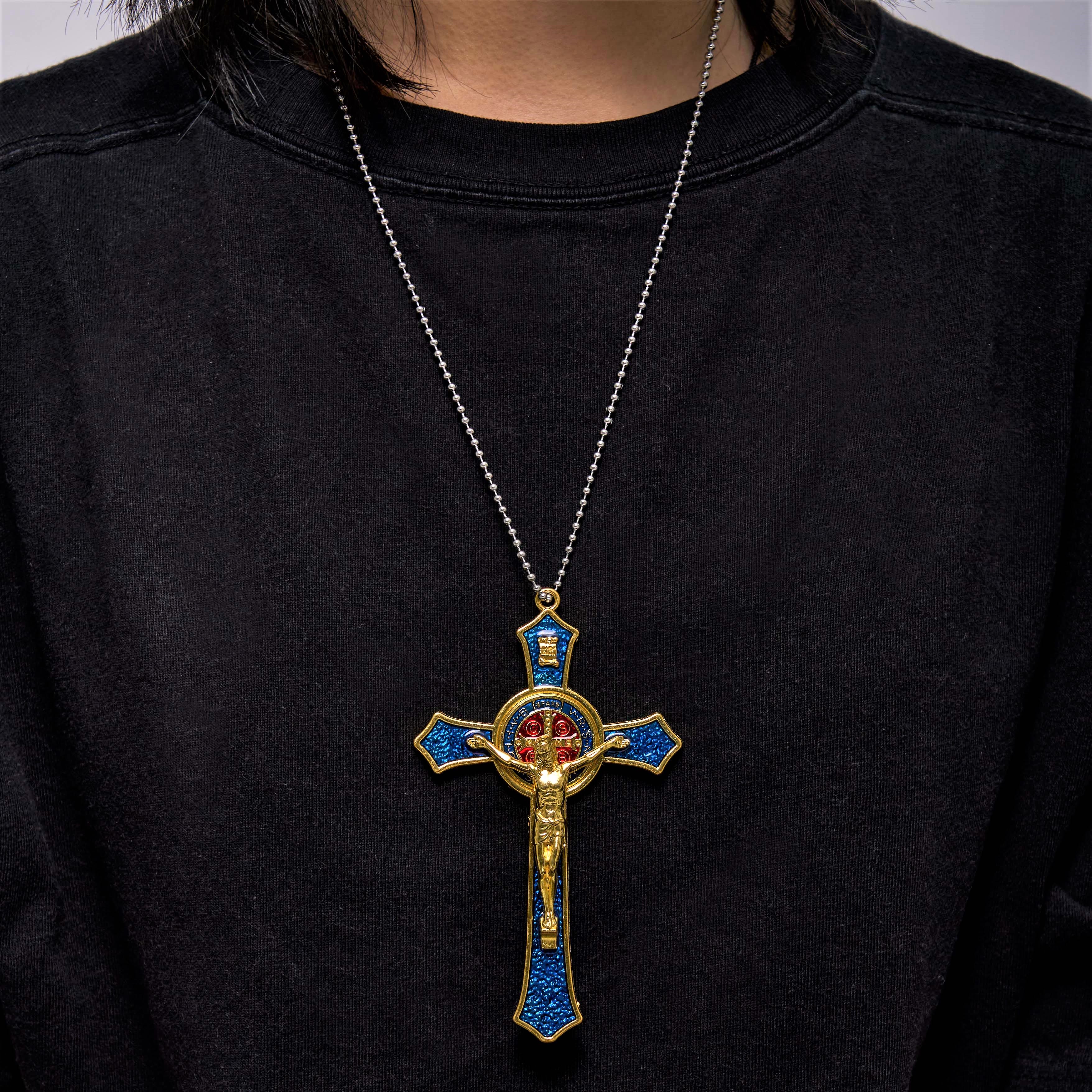 Collar con Dije Crucifijo Artesanal Grande Rojo/Azul Estilo Clásico (5 colores)