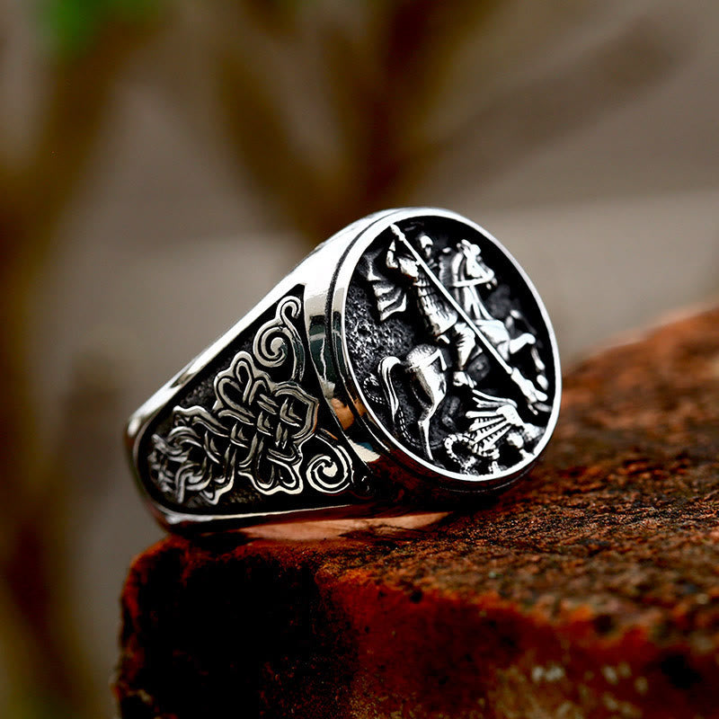 Anillo de Aleación con Figura de San Jorge y el Dragón Estilo Retro Clásico