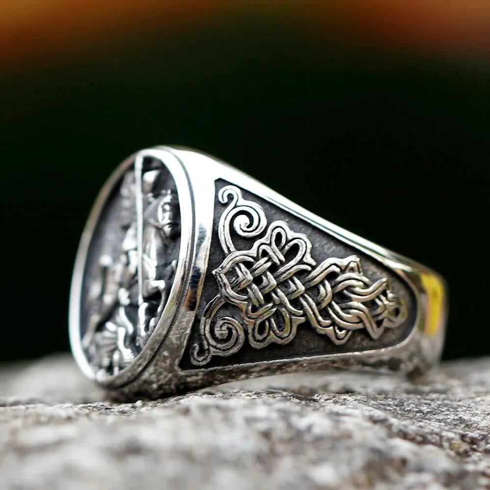 Anillo de Aleación con Figura de San Jorge y el Dragón Estilo Retro Clásico