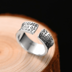 Anillo Ajustable de Aleación con Medalla Milagrosa Dorada de la Virgen Estilo Retro