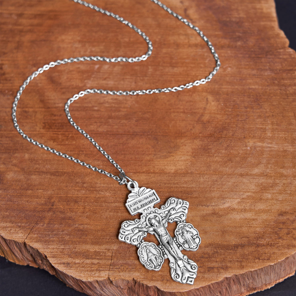 Collar con Dije Crucifijo del Perdón Grabado a Doble Cara en 3 Colores Estilo Clásico