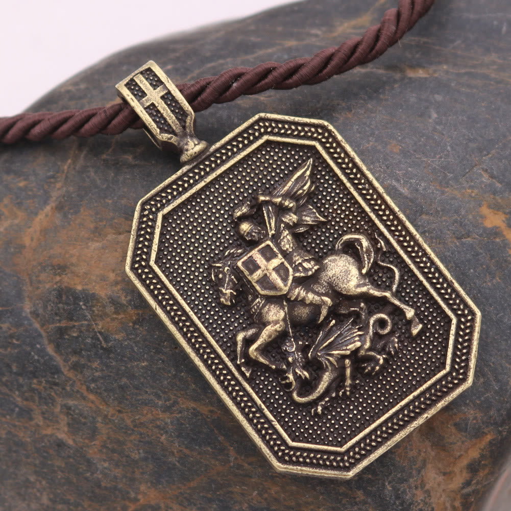 Collar de Oración y Protección con Dije de San Jorge y el Dragón Estilo Clásico