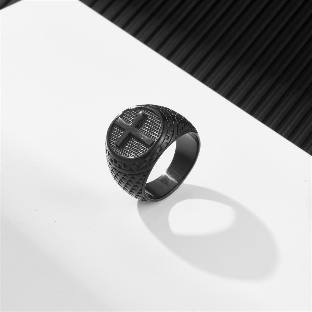 Anillo de Acero Inoxidable con Cruz Estilo Clásico: Protección Sagrada