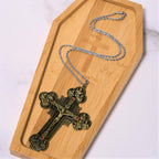 Collar con Dije Crucifijo Ornamentado con Iconografía de Todos los Santos y Gemas Rojas