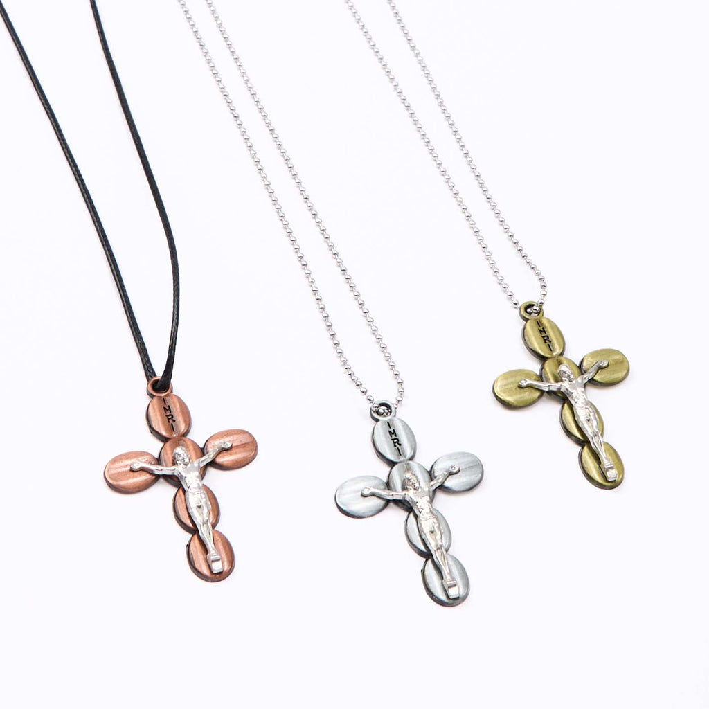Collar Religioso con Dije Amuleto Crucifijo Protector Estilo Sencillo
