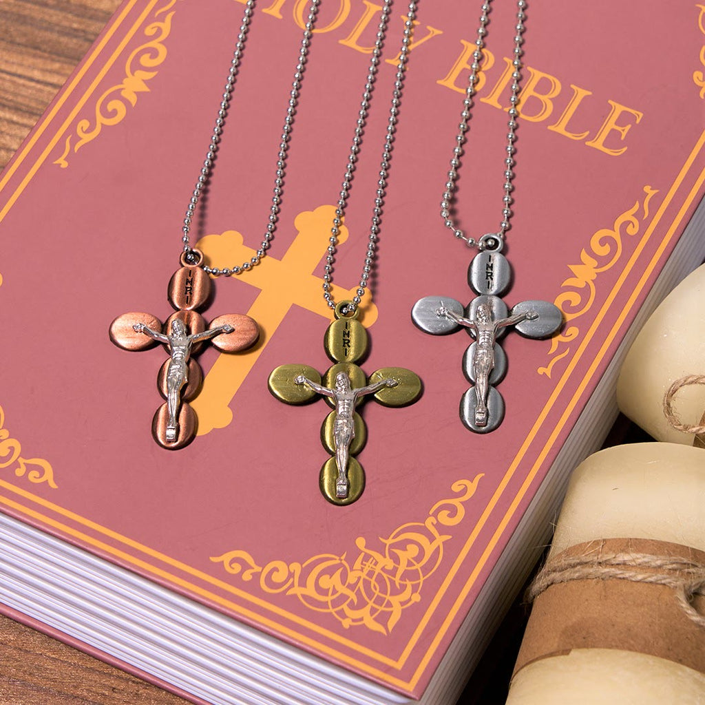 Collar Religioso con Dije Amuleto Crucifijo Protector Estilo Sencillo