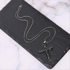 Collar con Dije de la Cruz de la Trinidad, Padre, Hijo y Espíritu Santo Estilo Clásico