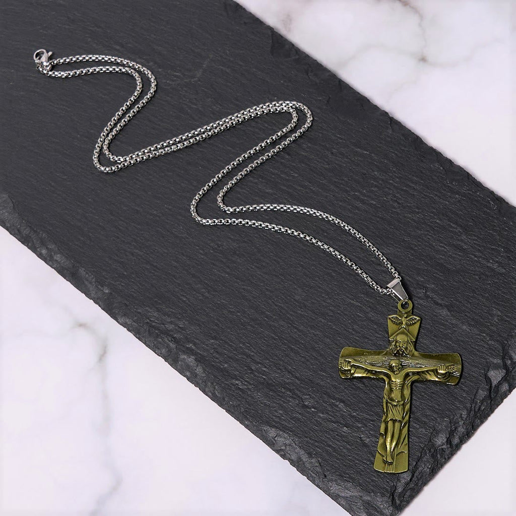 Collar con Dije de la Cruz de la Trinidad, Padre, Hijo y Espíritu Santo Estilo Clásico